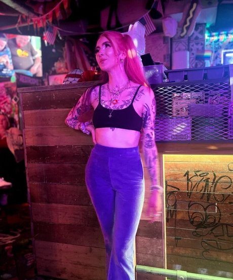 xo nicolavictoria sexy actress pic