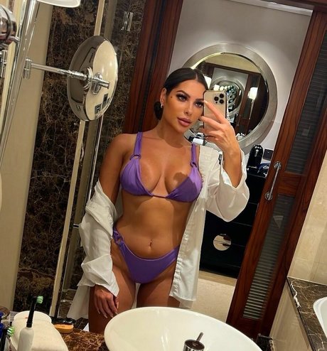 kenza01 star top image