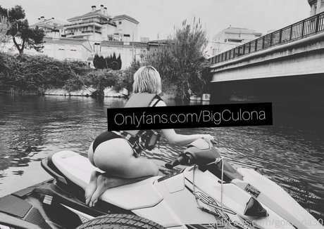 golosina30 pornstar nude pics