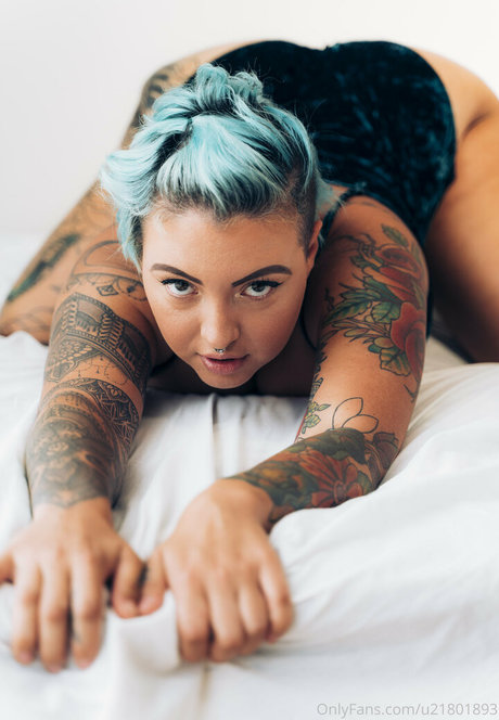 lunalynn26 model hd pics