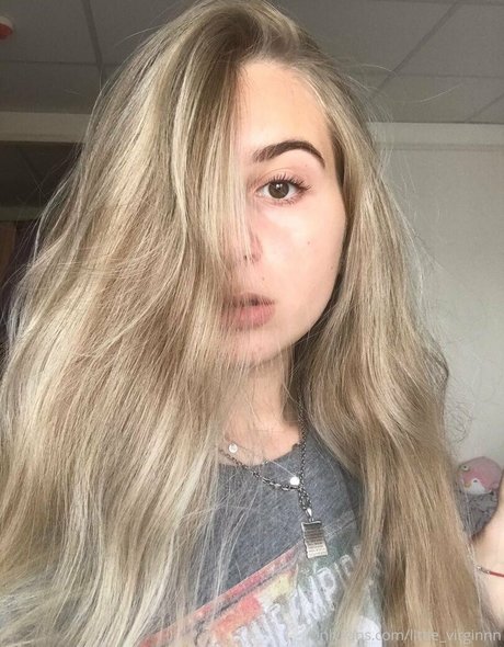 little virginnn pornstar exclusive image