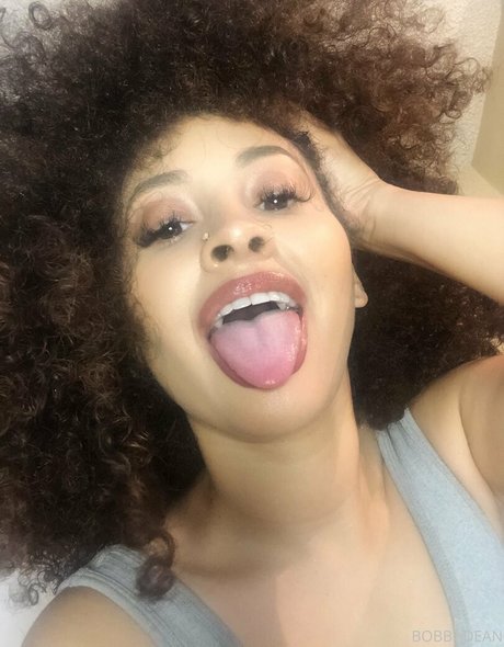 Bobbi dean perfect pornstar img