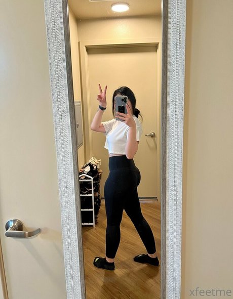 xfeetme pornstar exclusive images