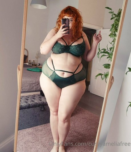 curvyameliafree pornstar pretty image