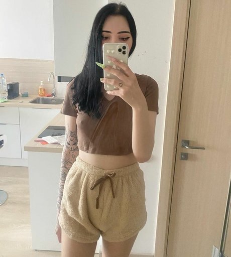 katepisa star naked img