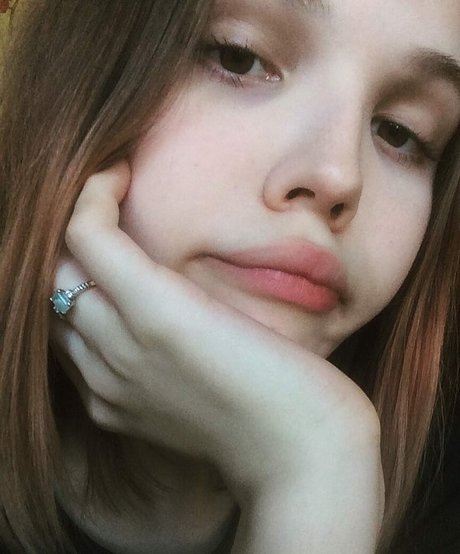 katepisa high quality actress pic