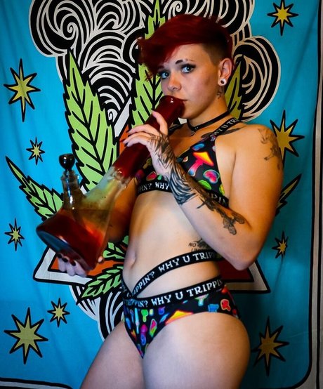 Lilpushpop nudes pornstar img