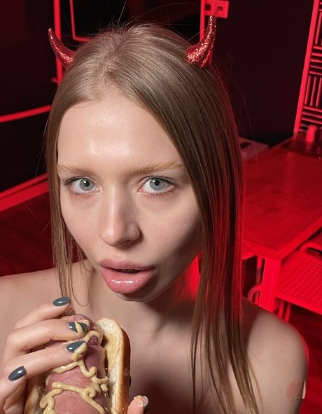 lickmypic model pretty galleries