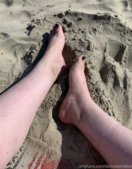 domisbomb pornstar art galleries