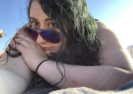 domisbomb pornstar hot pictures