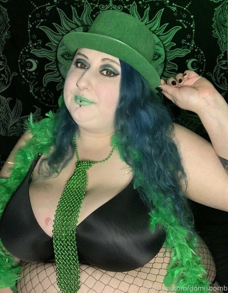 domisbomb star images