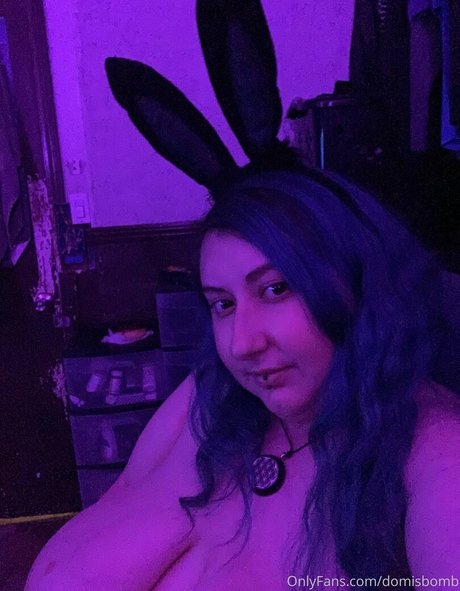 domisbomb adult model gallery