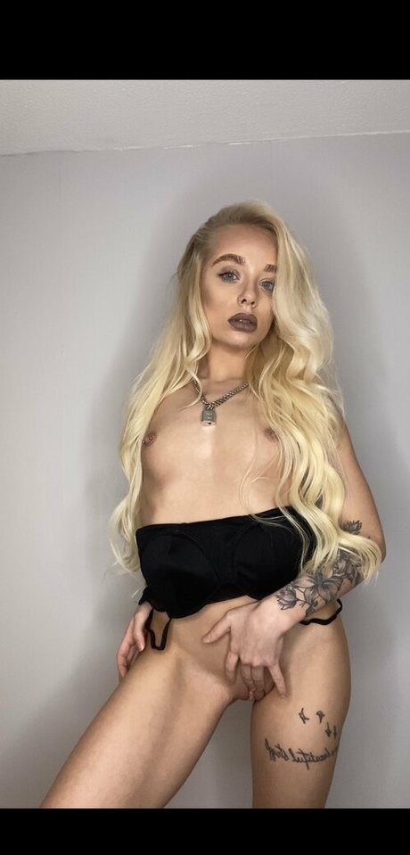 anahope naked pornstar image