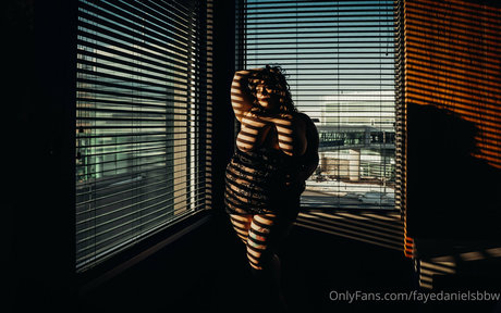 fayedanielsbbw nude star archive