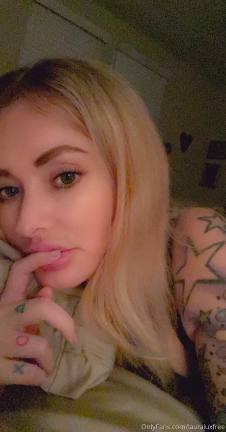 lauraluxfree nude actress pictures