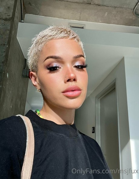 thericandemon model beautiful pictures