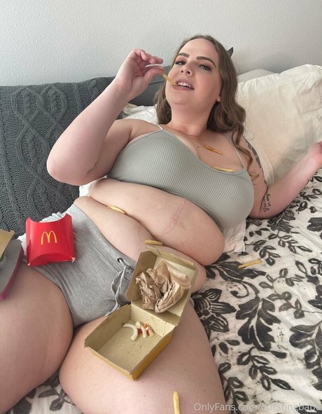 burstingbabe erotic actress pictures