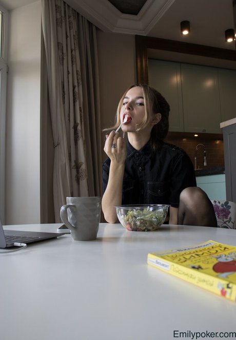 emilypoker art pornstar photos