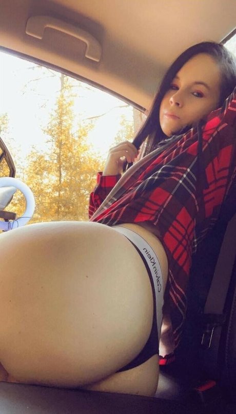 HoopChick95 star img