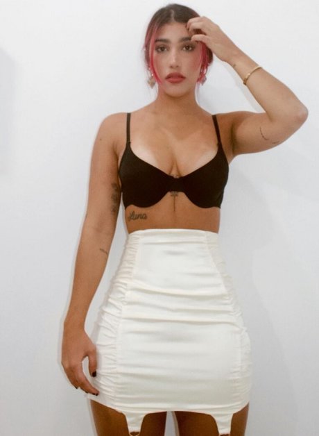 Daniela Barranco hot model archive