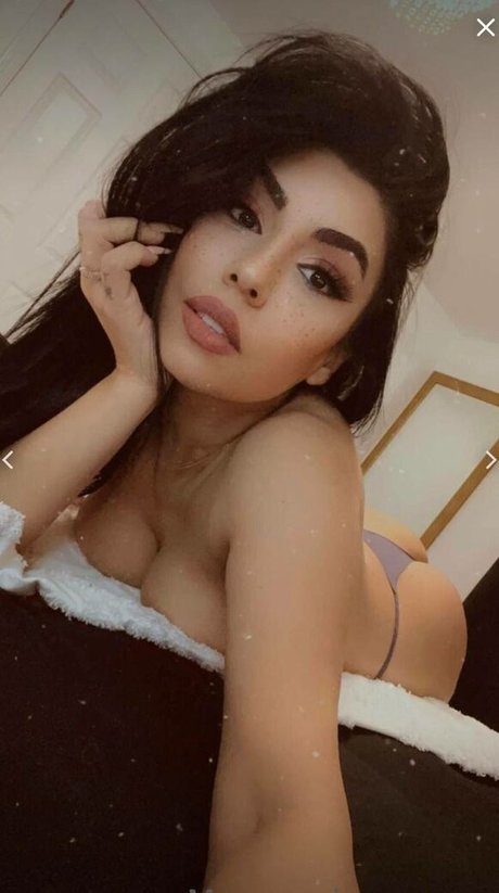 Mynameiszaraaa naked star photos