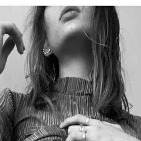 be31011304 sexy pornstar pictures