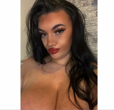 Chloe Ann Whitham model art photos