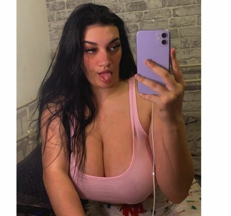 Chloe Ann Whitham model beautiful image