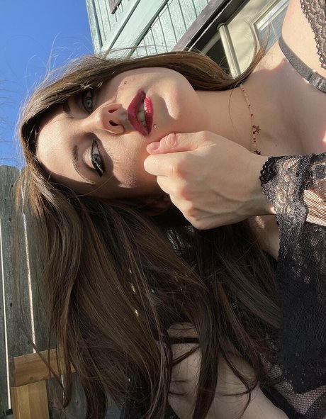 holykoley free model galleries