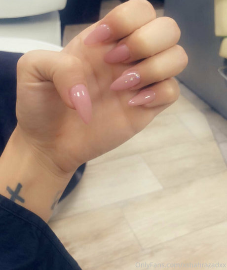 sherryshaz free star img