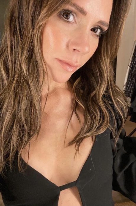 Victoria Beackham exclusive model pics