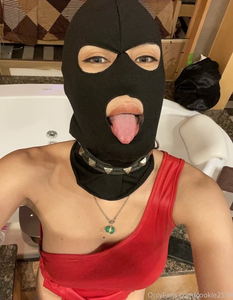 cookie2534 nudes actress archive