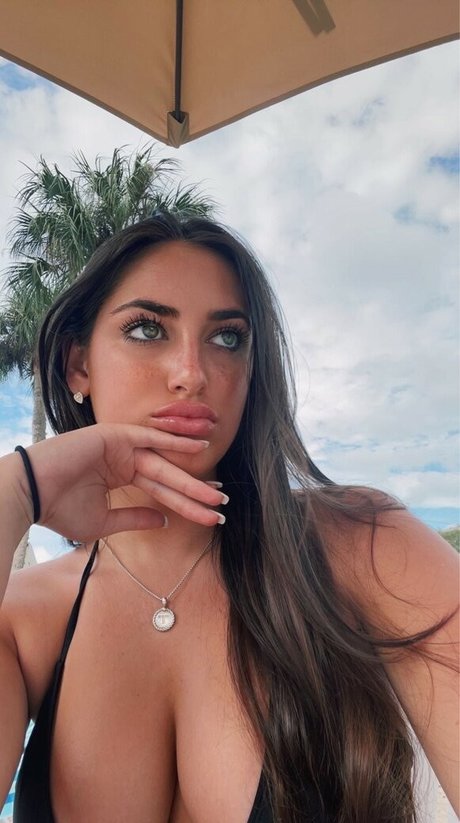 Taylor Alessi model high quality pictures