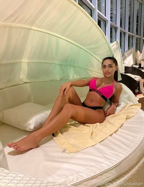 lunnastarr nudes actress photo