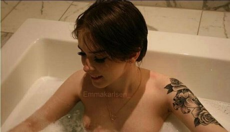 succubemm free pornstar photo