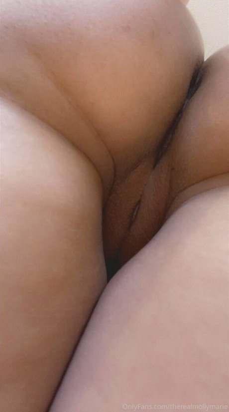 therealmollymarie nude model galleries