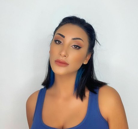 Chen Levi pornstar hot archive