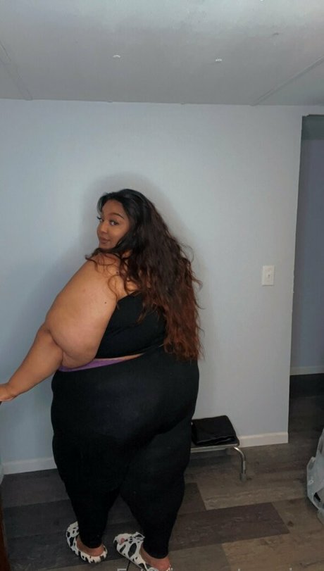 ssbbwprincessjasmine art star picture