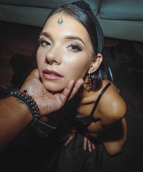 yoursoulishere model sex img