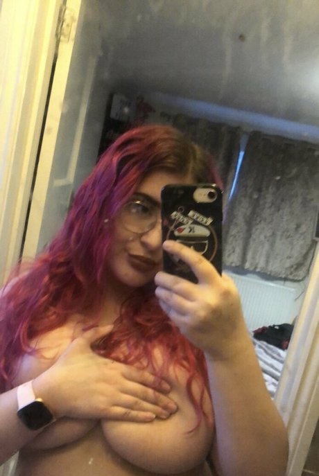 emilyylime star naked img