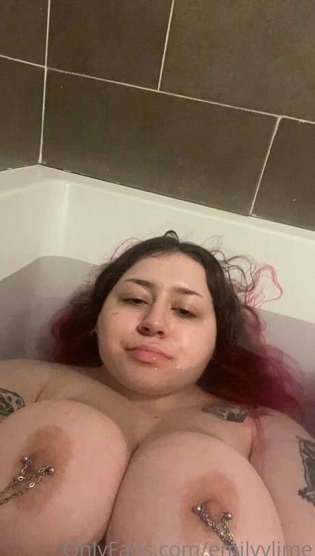 emilyylime pornstar hd pics