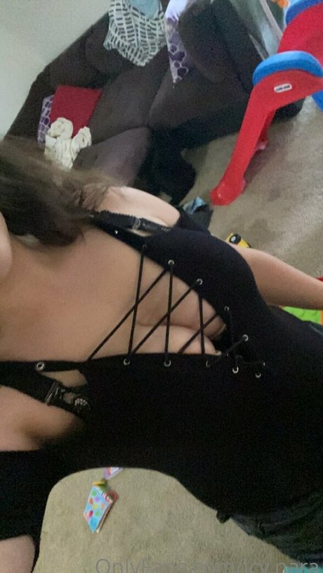 icy nara exclusive star image