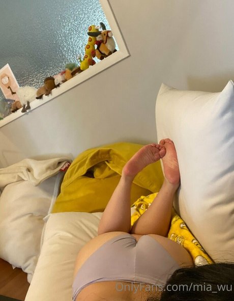 mia wu nudes star images