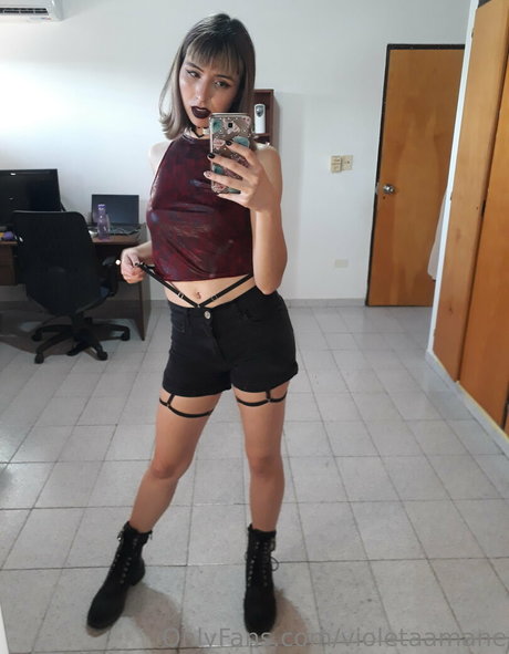 violetaamane model nude image