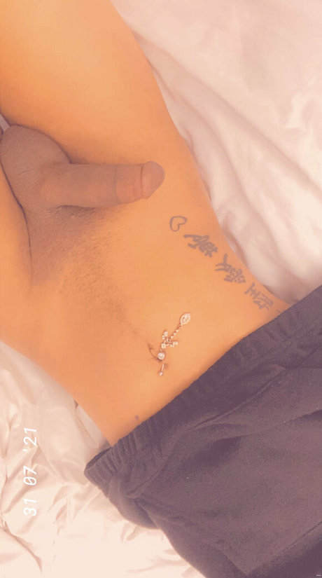 cloudyvi_ star sexy img