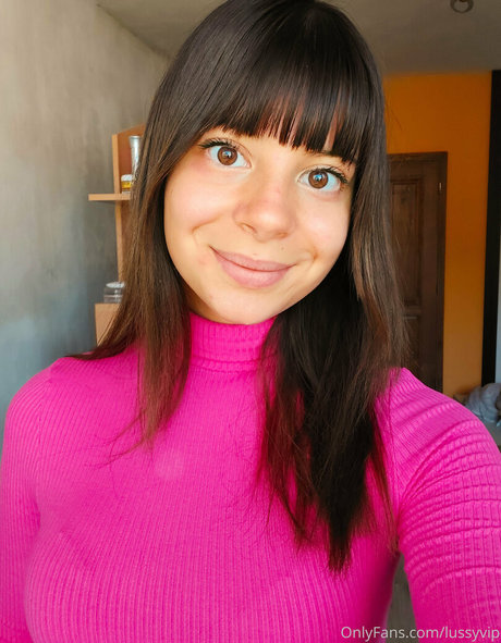 lussynew actress gallery