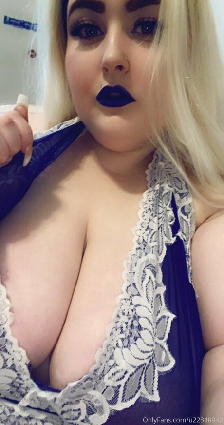 ivyisfree star exclusive photo