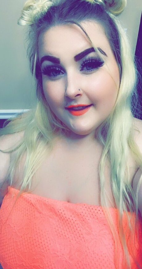 ivyisfree naked pornstar gallery