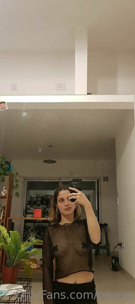 peqqq nudes actress pictures