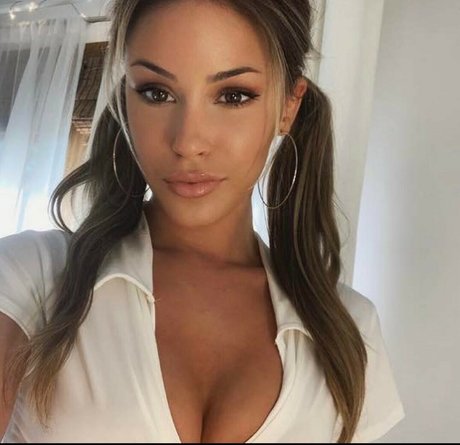 Nichole Barrett pornstar naked pics